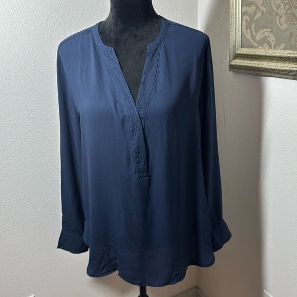Violet + Claire dark blue V neck long sleeves blouse tunic top Sz L - Picture 1 of 7